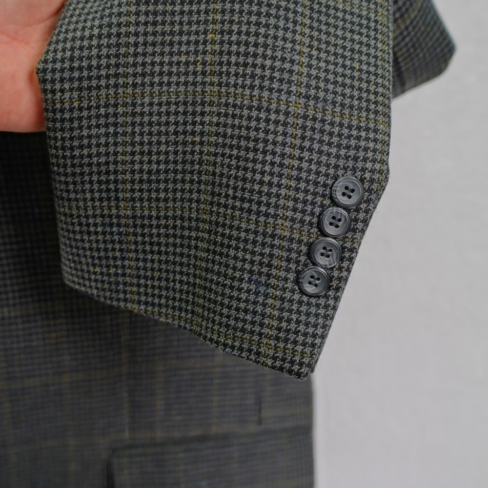 Jos A Bank Gray Houndstooth Yellow Winowpane Soft Tweed Silk Wool 42R Sport Coat